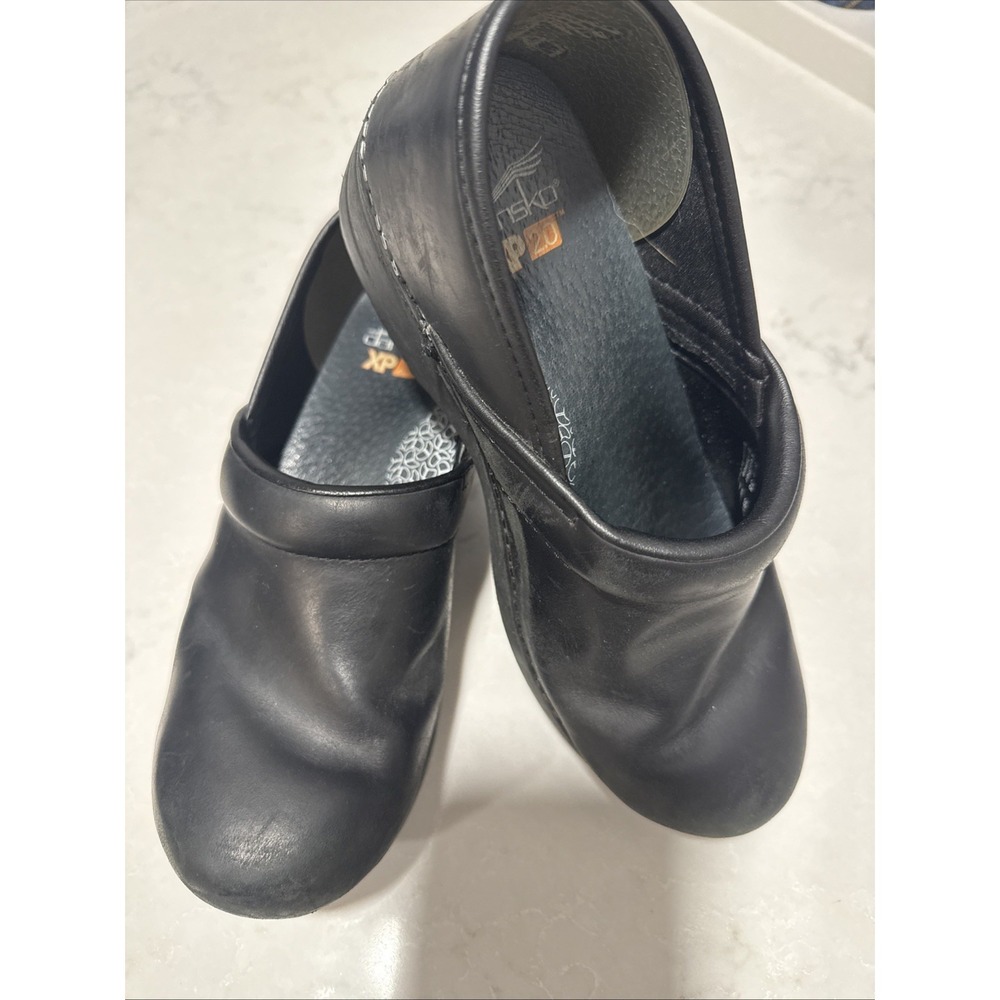 Dansko XP 2.0 Women's Clogs Black Leather Shoes Slip Resistant Size 38 US 7.5-8